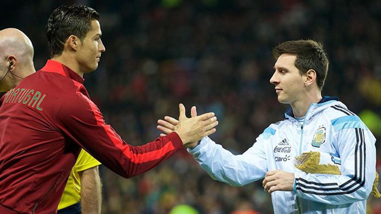 Ile Goli Ma Messi A Ile Ronaldo Messi ile Ronaldo dostluk maçında karşı karşıya gelecek - Ekonomim