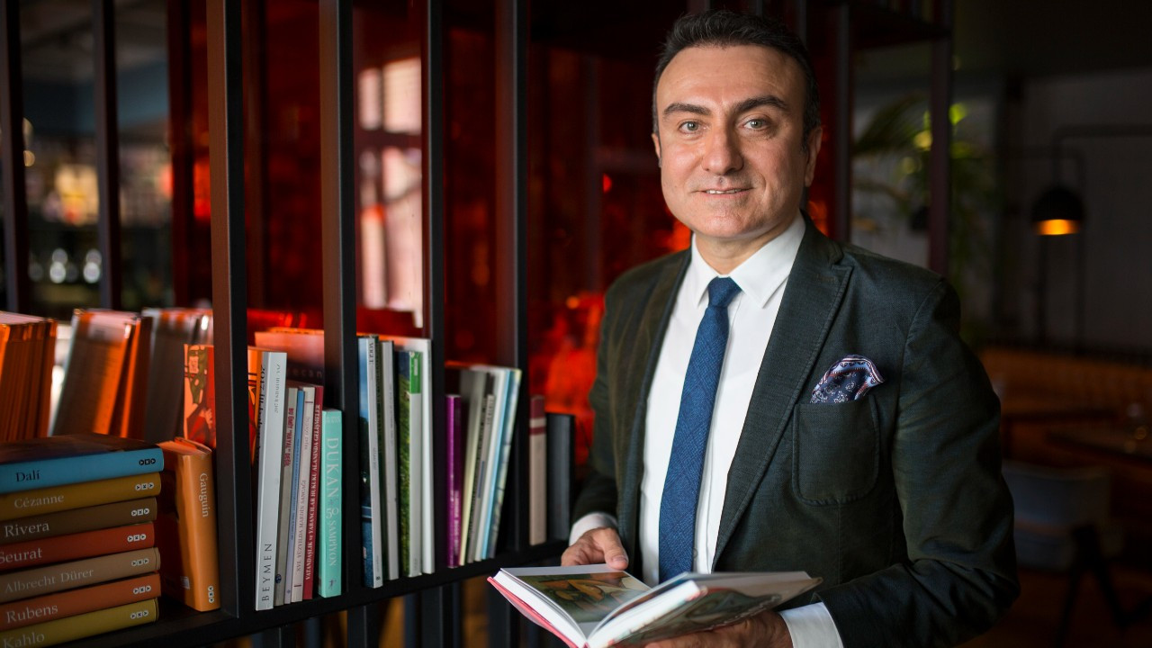 Dr. Mehmet Portakal: Tedavide kişiye özel yöntemler belirlenmeli Dr. Mehmet Portakal: Tedavide kişiye özel yöntemler belirlenmeli