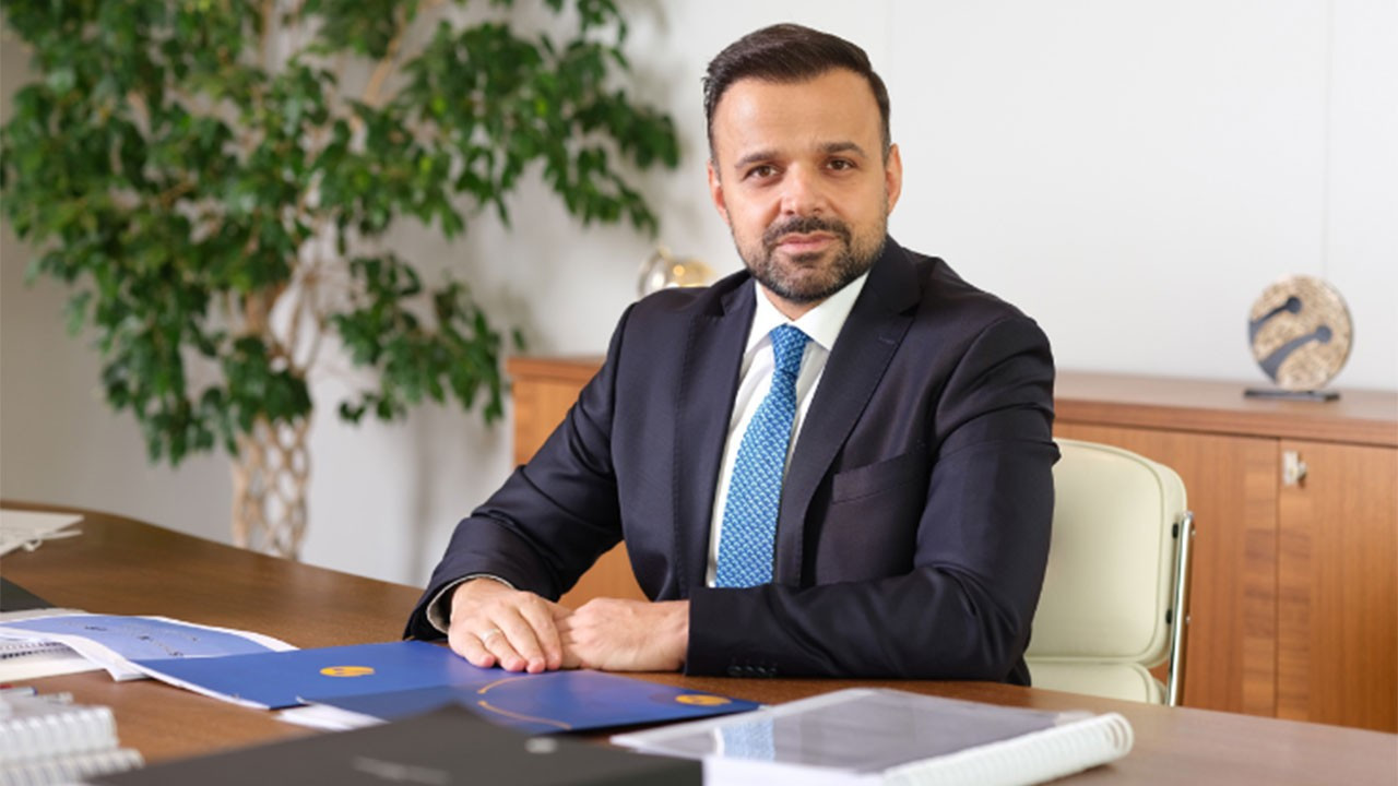 Dr. Ali Taha Koç: Turkcell fiber altyapı ihalesine hazır Dr. Ali Taha Koç: Turkcell fiber altyapı ihalesine hazır