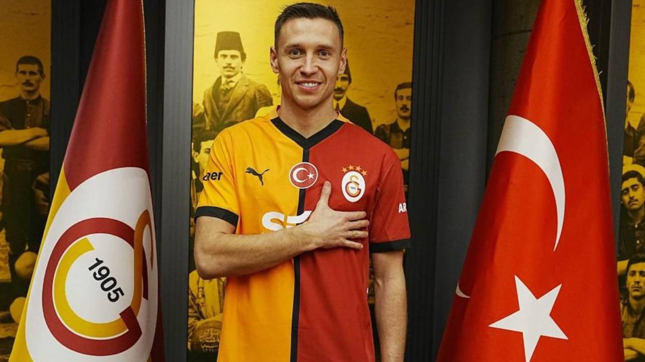 Przemyslaw Frankowski, Galatasaray’ın 3. Polonyalı futbolcusu oldu Przemyslaw Frankowski, Galatasaray’ın 3. Polonyalı futbolcusu oldu