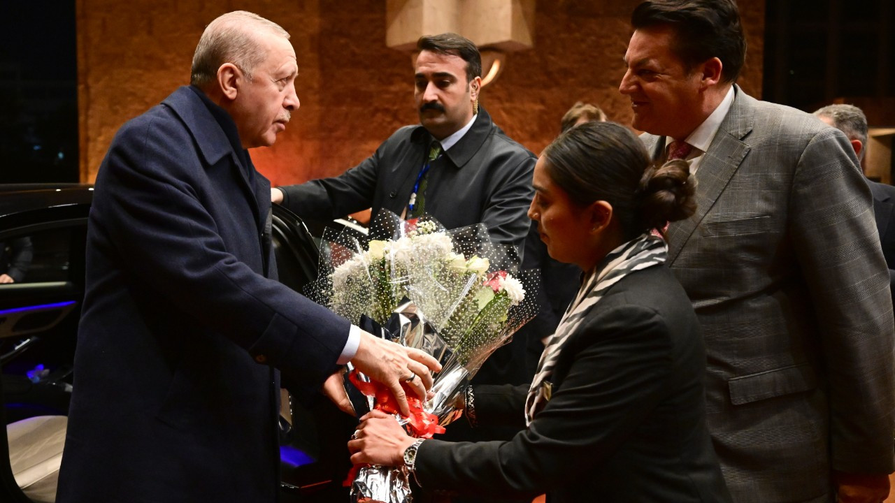 Cumhurbaşkanı Erdoğan, Pakistan'a gitti