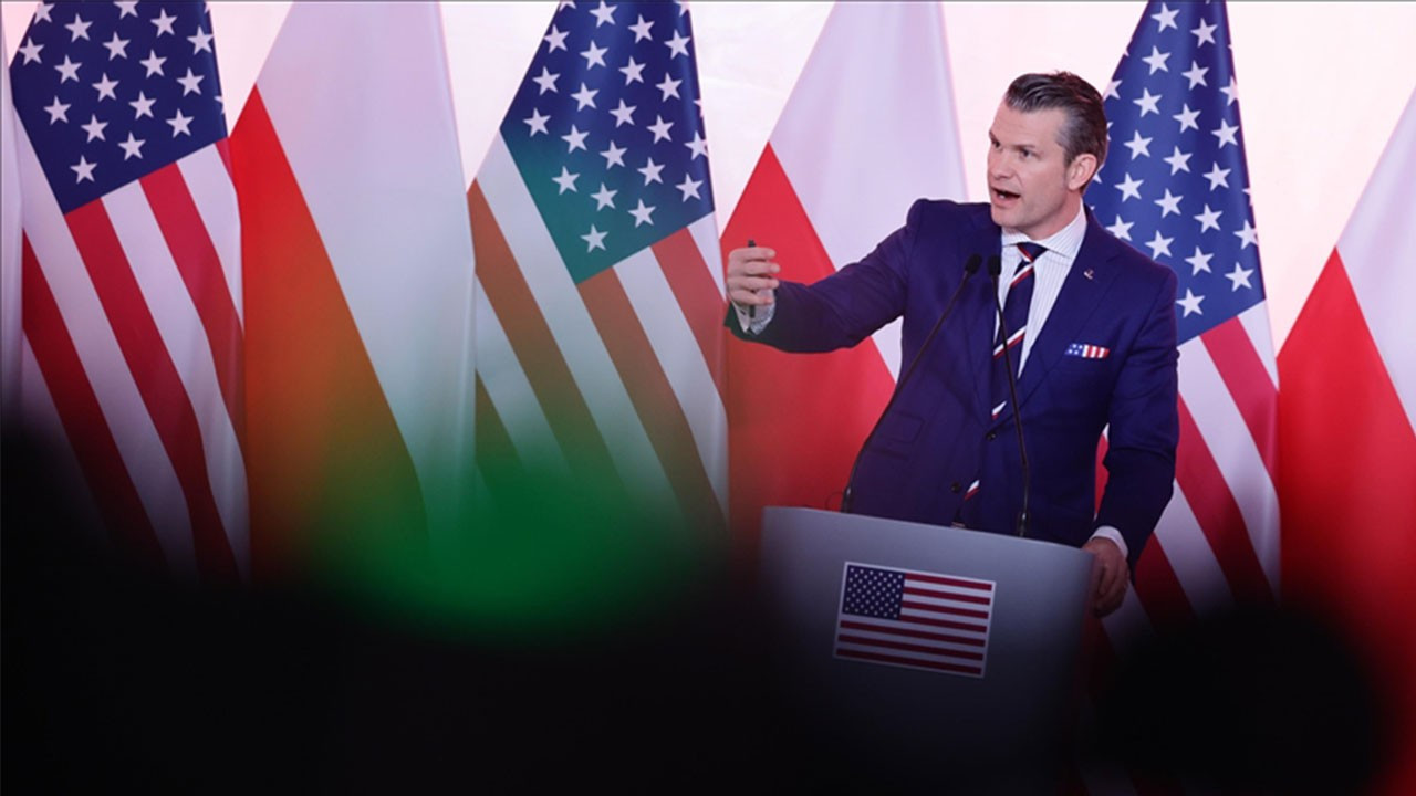 ABD Savunma Bakanı Hegseth, Avrupa ülkelerine ABD’nin askeri varlığı konusunda mesajlar verdi ABD Savunma Bakanı Hegseth, Avrupa ülkelerine ABD’nin askeri varlığı konusunda mesajlar verdi