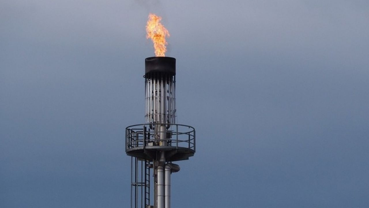 Doğal gaz ithalatı geçen yıl aralıkta yüzde 21,5 arttı Doğal gaz ithalatı geçen yıl aralıkta yüzde 21,5 arttı