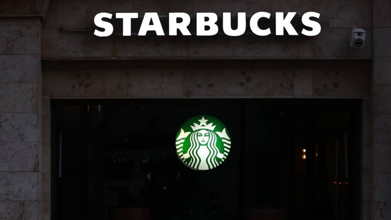 Rusya’dan çekilmişti! Starbucks’tan dikkat çeken Rusya hamlesi Rusya’dan çekilmişti! Starbucks’tan dikkat çeken Rusya hamlesi