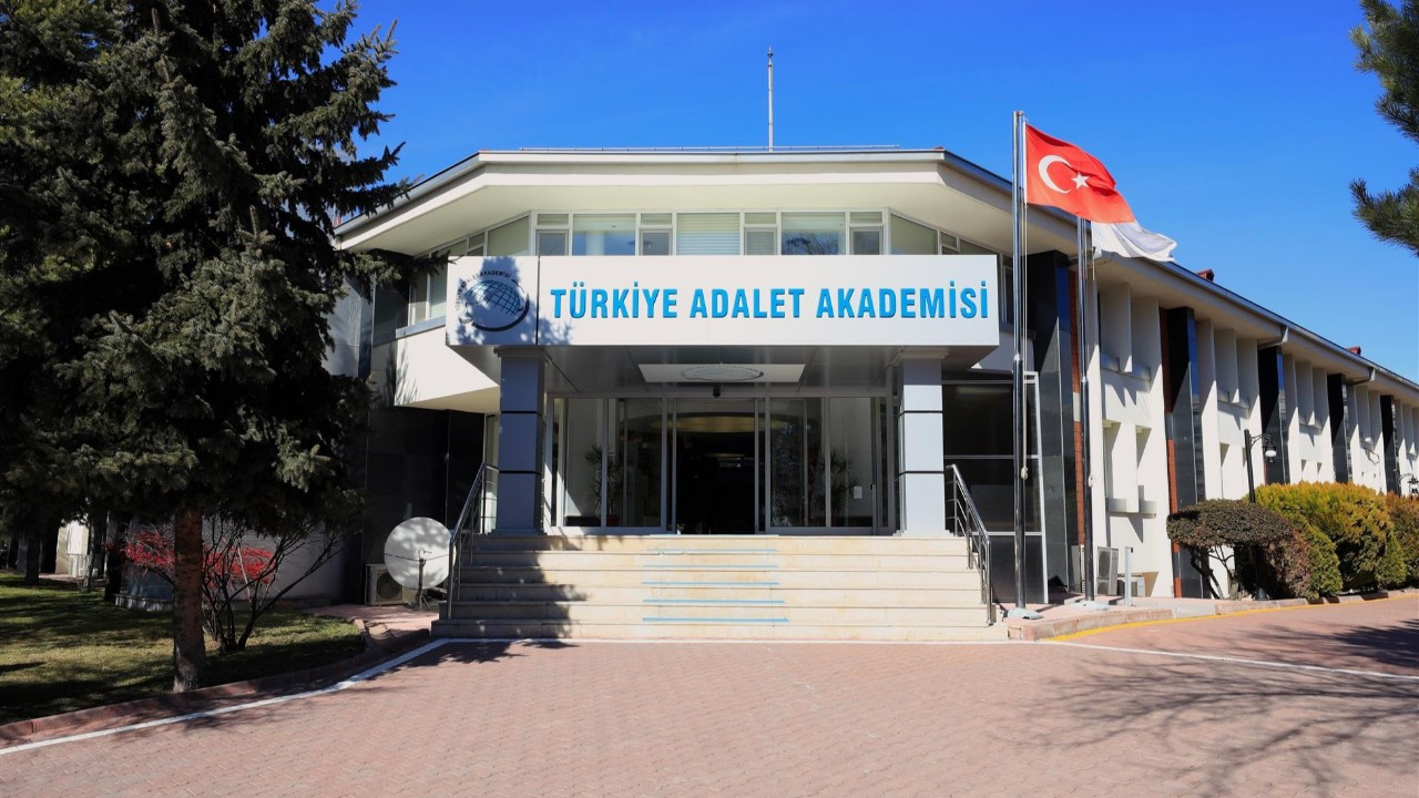 Adalet Akademisi Başkanının görev süresi uzatıldı Adalet Akademisi Başkanının görev süresi uzatıldı