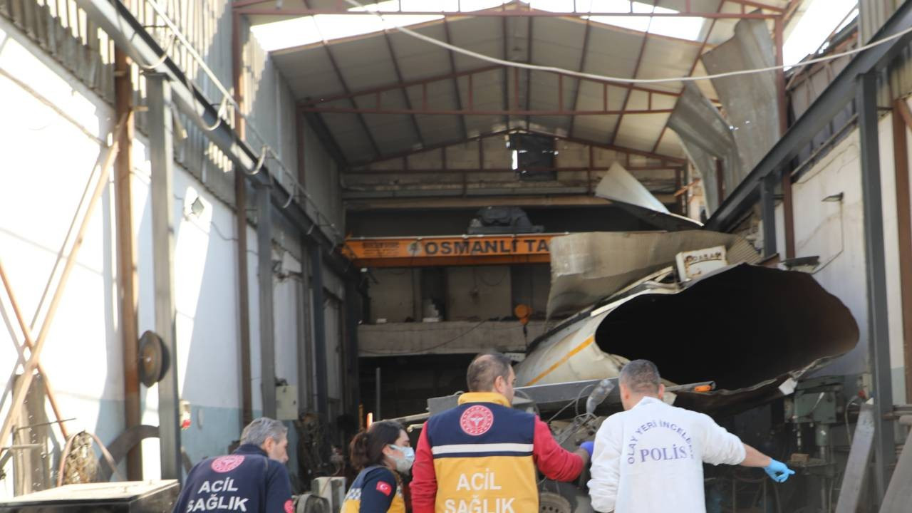 Gaziantep’te yakıt tankeri patladı: Ölü ve yaralılar var Gaziantep’te yakıt tankeri patladı: Ölü ve yaralılar var