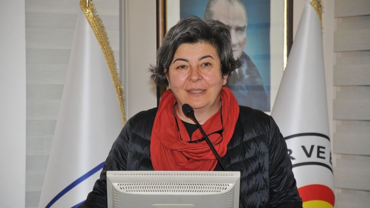 “İhracat ve makine sektörü baskı altında” “İhracat ve makine sektörü baskı altında”