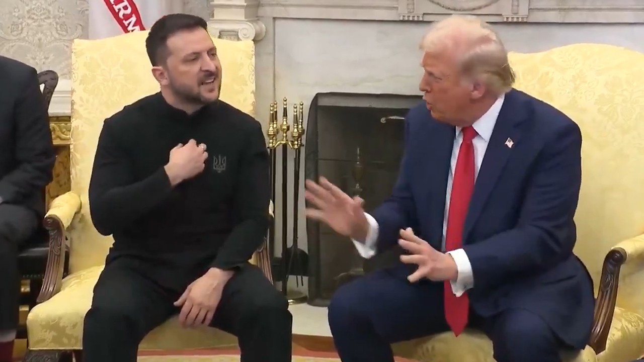 Trump kameralar önünde azarladı! Zelenskiy, Beyaz Saray’ı terk etti Trump kameralar önünde azarladı! Zelenskiy, Beyaz Saray’ı terk etti