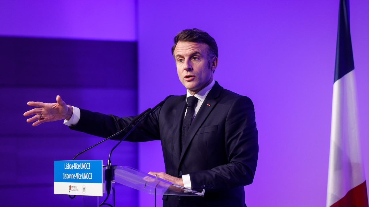 Macron tüm komutanları çağırdı: Bizim güvenliğimiz de tehdit altında Macron tüm komutanları çağırdı: Bizim güvenliğimiz de tehdit altında