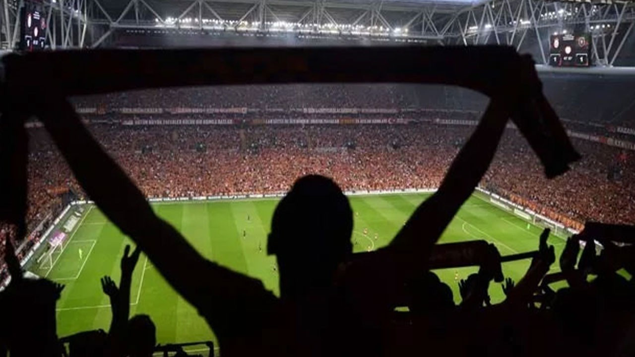 Listeye Türkiye'den üç takım girdi! Dünyada en çok taraftarı olan kulüpleri açıklandı Listeye Türkiye'den üç takım girdi! Dünyada en çok taraftarı olan kulüpleri açıklandı