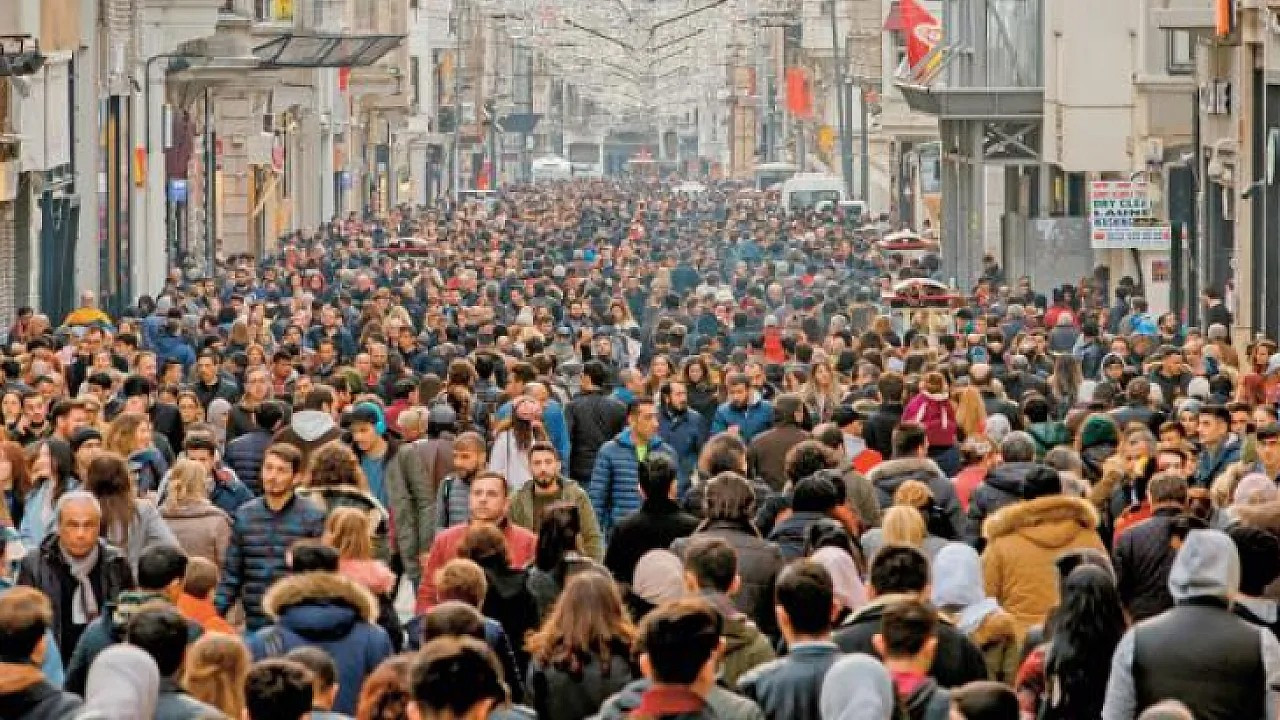 Türkiye bakın kaçıncı sırada? Dünyada en fazla insan gücüne sahip ülkeler açıklandı: İşte liste… Türkiye bakın kaçıncı sırada? Dünyada en fazla insan gücüne sahip ülkeler açıklandı: İşte liste…
