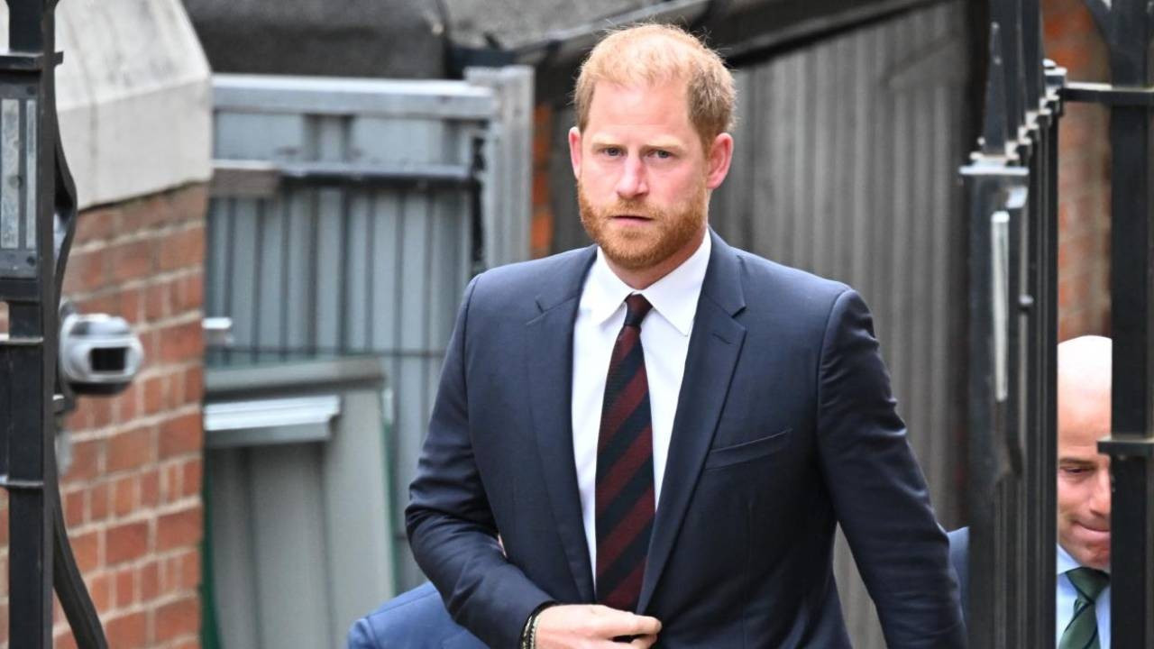 Davayı kaybeden Prens Harry’den ailesine zeytin dalı: Barışmak istiyorum Davayı kaybeden Prens Harry’den ailesine zeytin dalı: Barışmak istiyorum