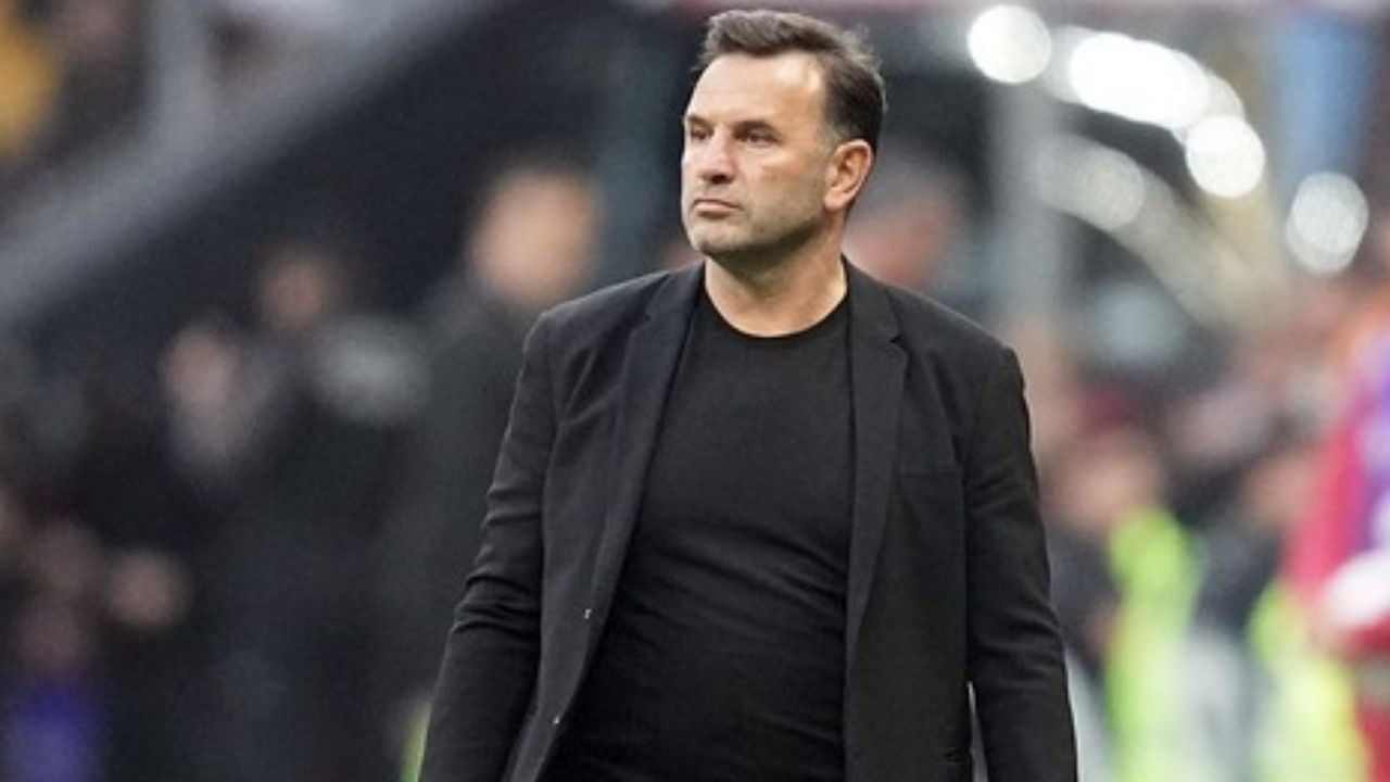 Okan Buruk kararını verdi: Galatasaray'da 2 futbolcunun bileti kesildi Okan Buruk kararını verdi: Galatasaray'da 2 futbolcunun bileti kesildi