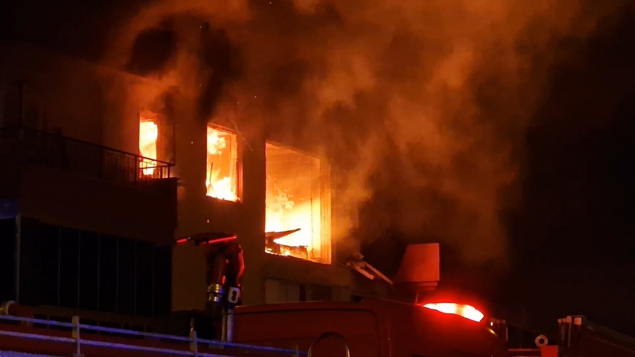 Konya'da 4 katlı apartmanda doğal gaz patlaması: 1’i ağır 12 yaralı