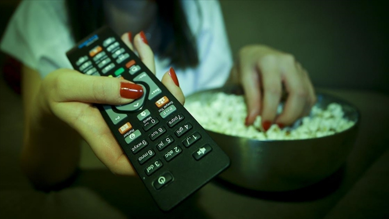 Bugün hangi diziler var? Bu akşam televizyonda ne var? 15 Mayıs 2025 Perşembe TV yayın akışı Bugün hangi diziler var? Bu akşam televizyonda ne var? 15 Mayıs 2025 Perşembe TV yayın akışı