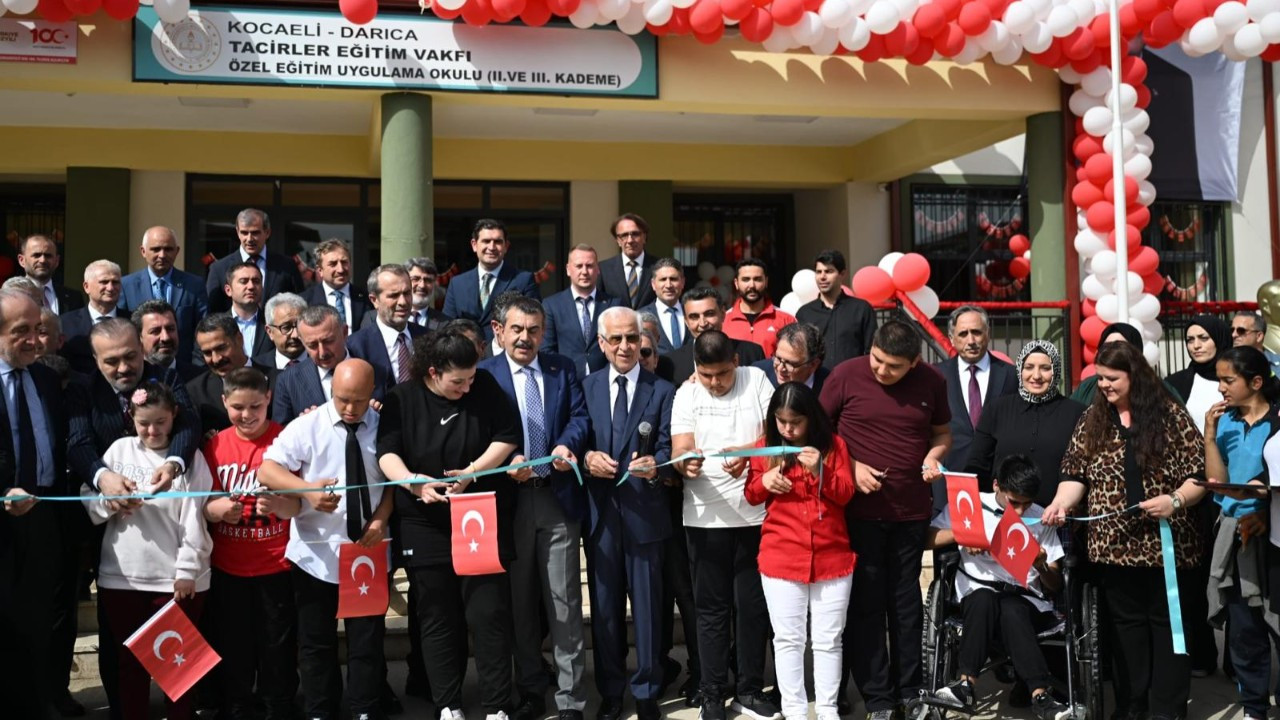 Darıca’da iki yeni okul hizmete açıldı