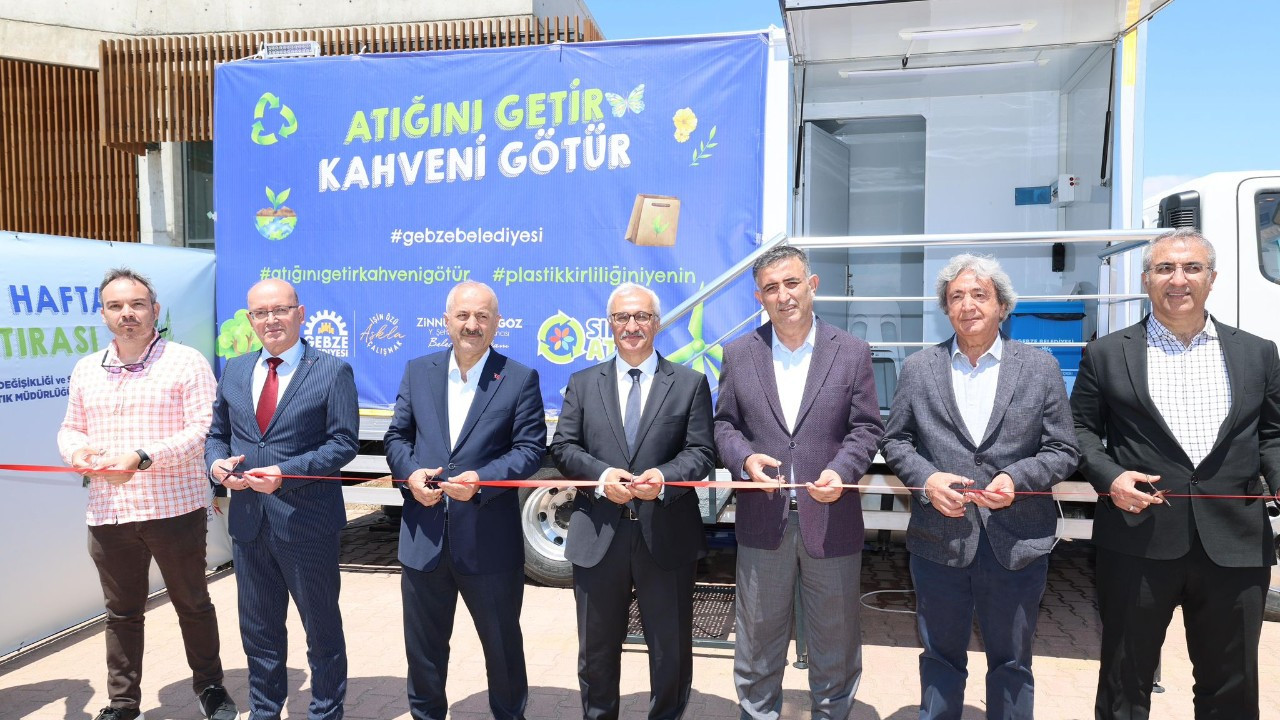 “Atığını Getir, Kahveni Götür” Etkinliğiyle Gebze Belediyesi’nden Çevre Haftasına katkı “Atığını Getir, Kahveni Götür” Etkinliğiyle Gebze Belediyesi’nden Çevre Haftasına katkı
