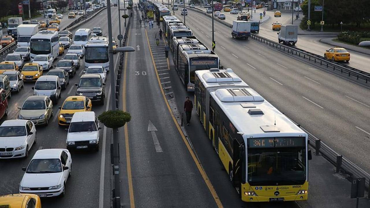 İBB duyurdu: İstanbul’da 29 Mayıs’ta toplu ulaşım ücretsiz olacak İBB duyurdu: İstanbul’da 29 Mayıs’ta toplu ulaşım ücretsiz olacak