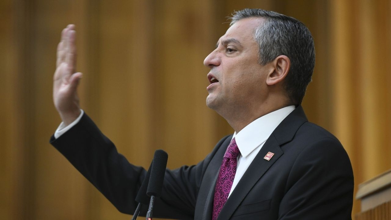 Özgür Özel: Emekliye seyyanen artışı, asgari ücrete ara zammı söke söke alacağız Özgür Özel: Emekliye seyyanen artışı, asgari ücrete ara zammı söke söke alacağız