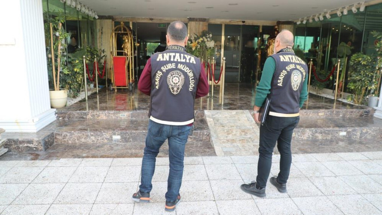 Günübirlik konaklama yerlerine denetim: 1 işletme ve 5 kişiye ceza Günübirlik konaklama yerlerine denetim: 1 işletme ve 5 kişiye ceza
