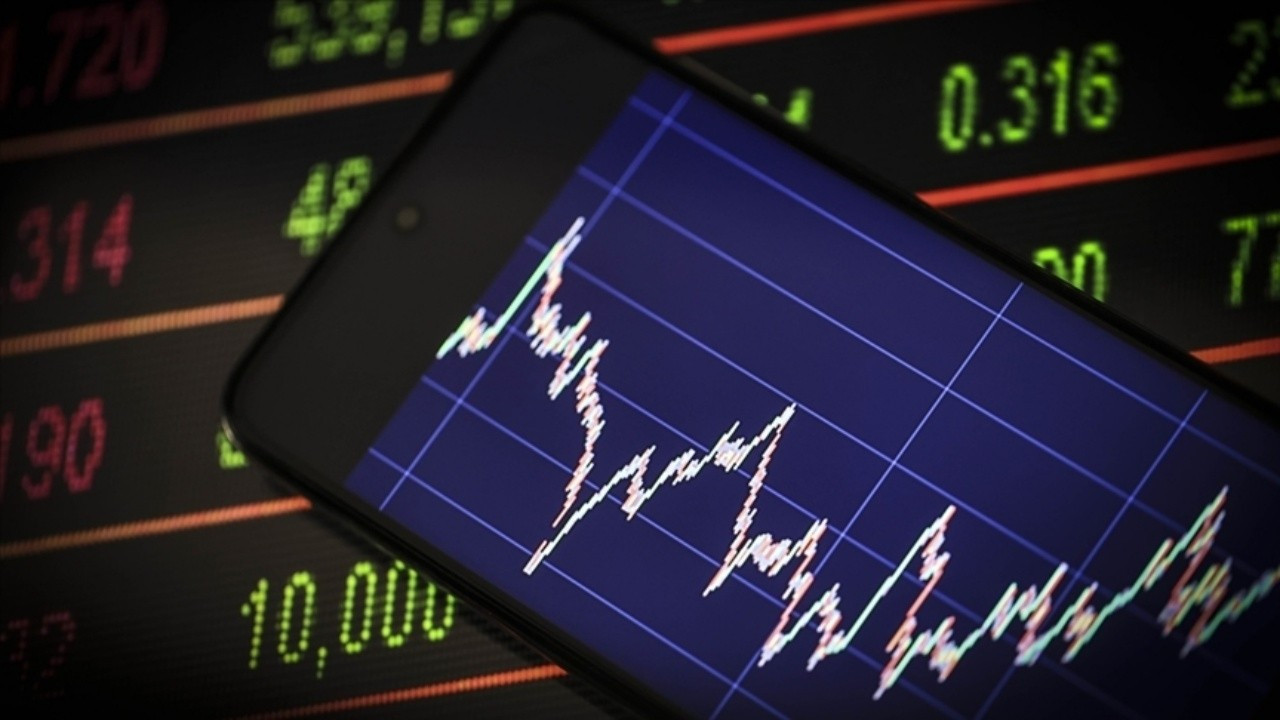 Borsa reel kayıpta rekora koşuyor Borsa reel kayıpta rekora koşuyor