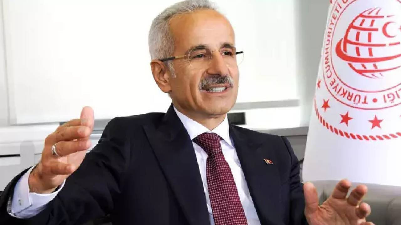Ulaştırma ve Altyapı Bakanı Uraloğlu'ndan Kalkınma Yolu açıklaması: 'Gereken çalışmaları yapıyoruz' Ulaştırma ve Altyapı Bakanı Uraloğlu'ndan Kalkınma Yolu açıklaması: 'Gereken çalışmaları yapıyoruz'