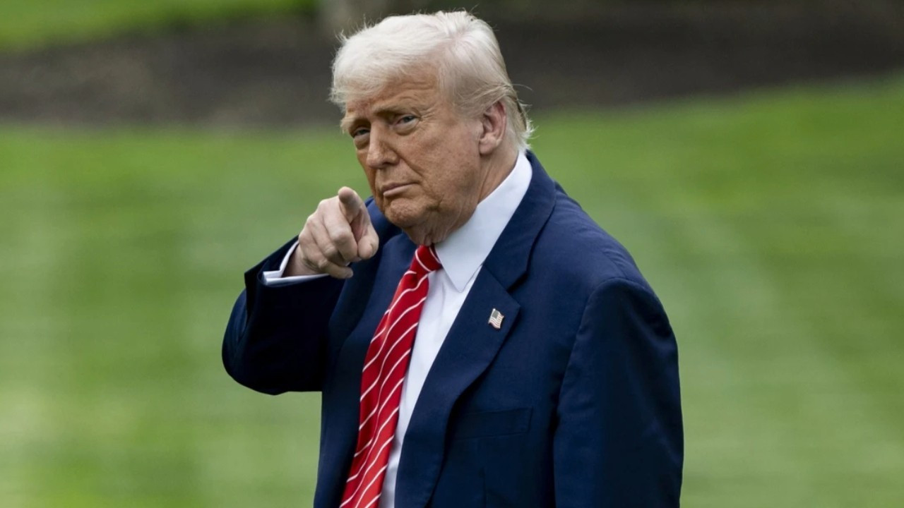 Trump’tan İran’da rejim değişikliği mesajı: Neden olmasın? Trump’tan İran’da rejim değişikliği mesajı: Neden olmasın?