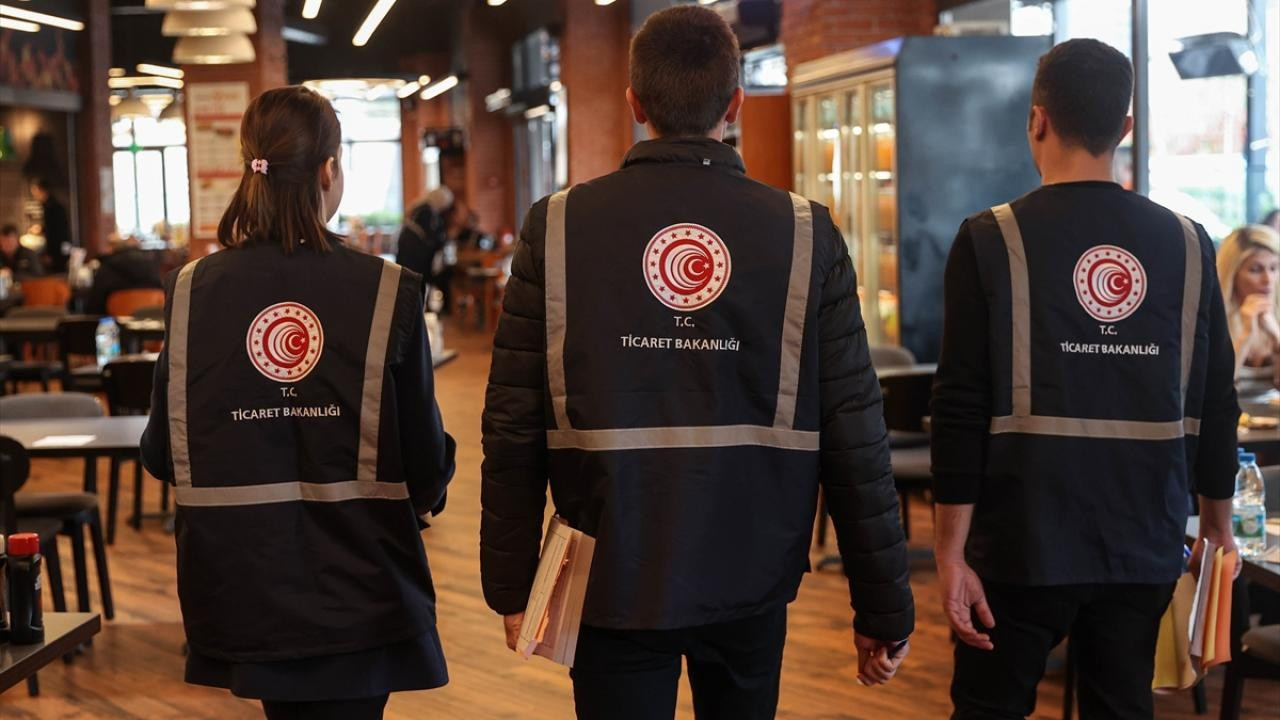Bakanlık duyurdu! İki ürünün satışı yasaklandı, piyasadan toplatılıyor Bakanlık duyurdu! İki ürünün satışı yasaklandı, piyasadan toplatılıyor