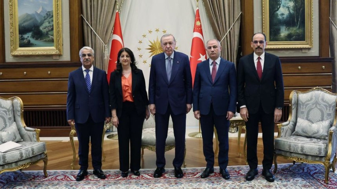 Erdoğan, İmralı heyeti ile görüştü Erdoğan, İmralı heyeti ile görüştü
