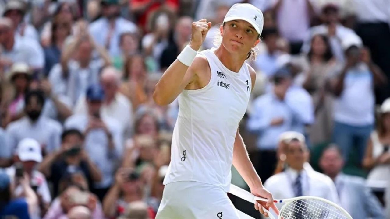 Polonyalı Iga Swiatek Wimbledon’da ilk kez şampiyon oldu