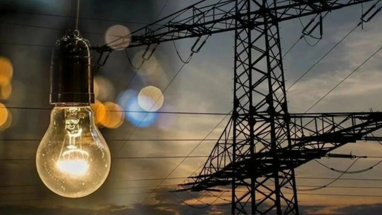Elektrik tüketimi akşam saatlerinde zirve yaptı! Elektrik tüketimi akşam saatlerinde zirve yaptı!