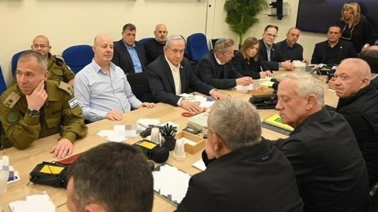 Gazze müzakerelerinde kritik gün: İsrail çekilme haritası sunacak Gazze müzakerelerinde kritik gün: İsrail çekilme haritası sunacak