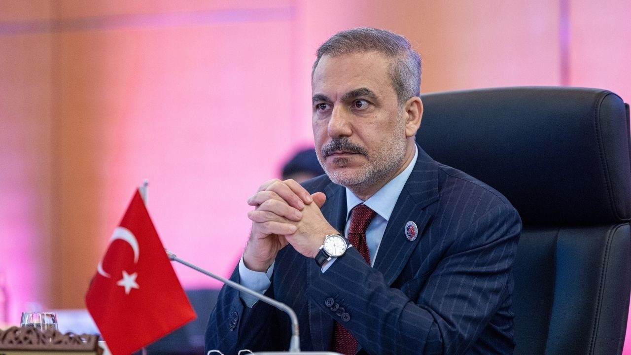 Bakan Fidan'dan Süveyda açıklaması: Fırsatçılık beraberinde büyük risk getirir Bakan Fidan'dan Süveyda açıklaması: Fırsatçılık beraberinde büyük risk getirir