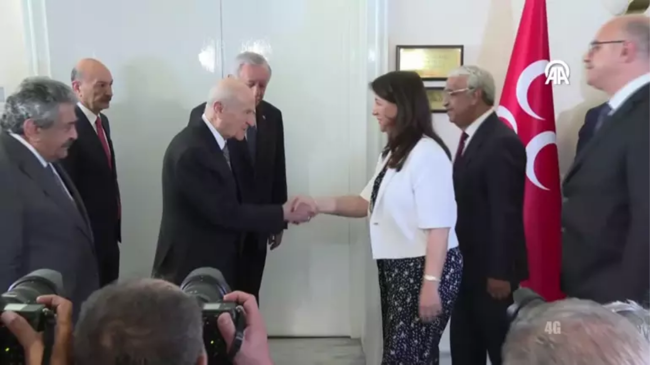 DEM Parti İmralı heyeti, MHP Genel Başkanı Devlet Bahçeli'yi ziyaret ediyor