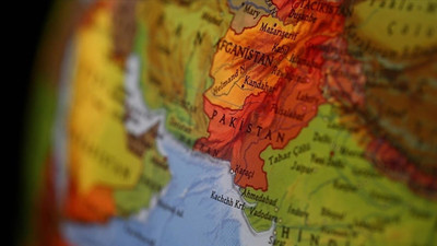 İran sınır muhafızları ile Taliban güçleri arasında çatışma