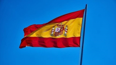 İspanya'da Baskça, Katalanca ve Galiçyaca kararı