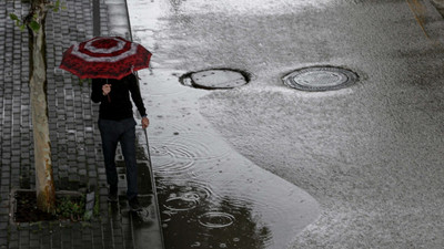 Ankara'ya kuvvetli yağış uyarısı: İzinler kaldırıldı
