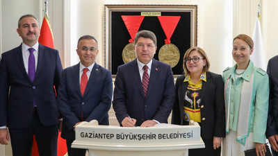 Adalet Bakanı Tunç, Gaziantep’te deprem değerlendirme toplantısına katıldı