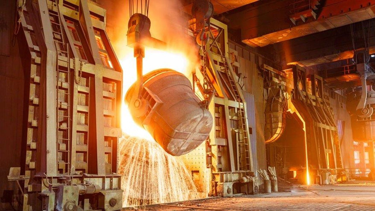 Türkiye'nin ham çelik üretimi 2,9 milyon tona geriledi