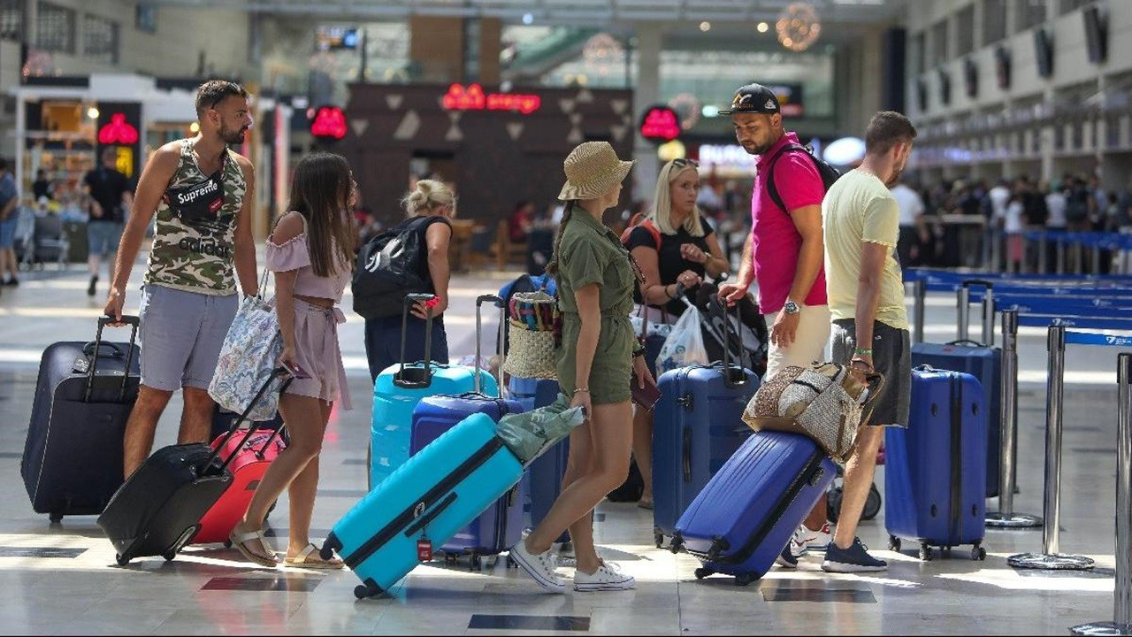 Yabancı ziyaretçi sayısı mayısta yüzde 308 arttı