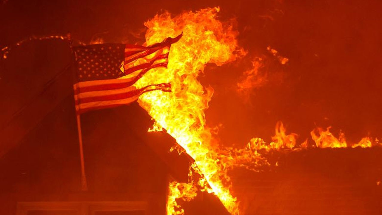 ABD'deki 'Caldor' yangını 756 kilometrekare alanı sardı