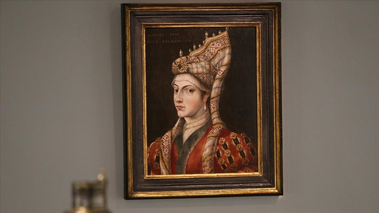 Hürrem Sultan'ın portresi 126 bin sterline satıldı