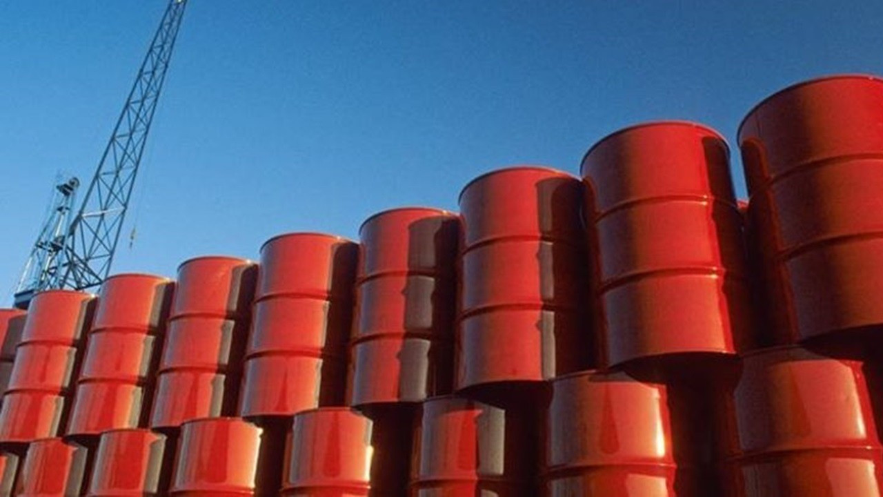 ABD'nin ticari ham petrol stoku 12,5 milyon varil azaldı