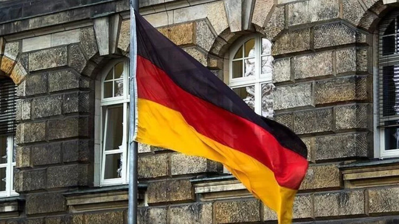Almanya çifte vatandaşlığı kolaylaştırıyor