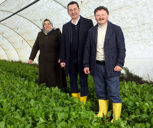 CarrefourSA, ‘Kent Tarımı’ ile üreticiye alım garantisi veriyor