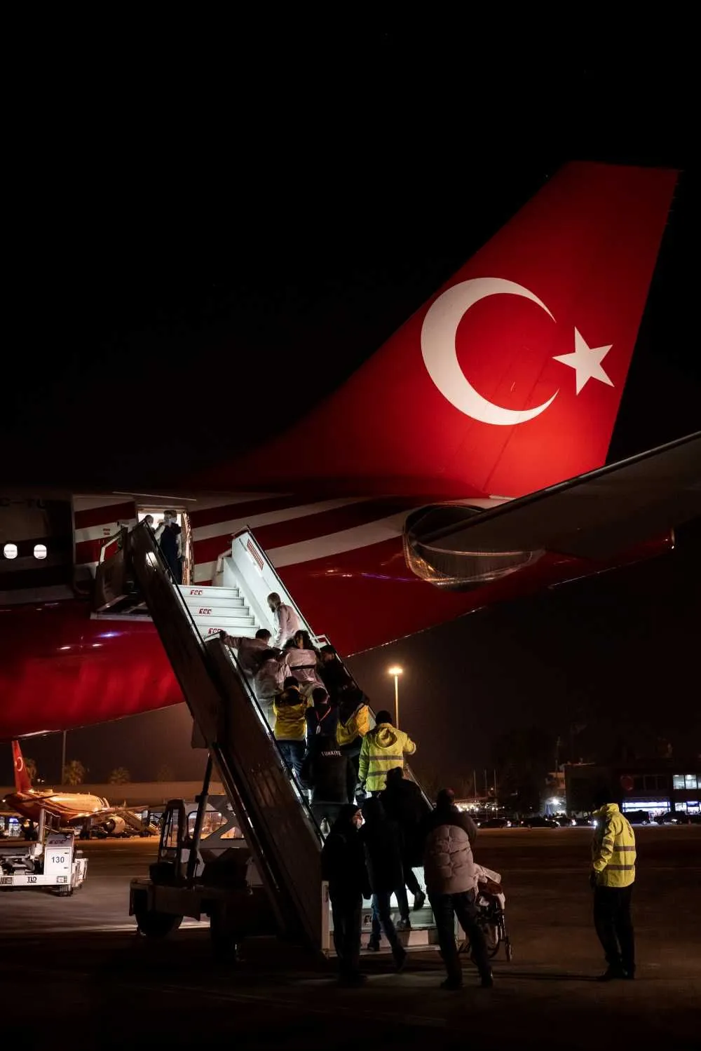 Cumhurbaşkanlığı 'TUR' uçağı 52 yaralıyı Ankara'ya getirdi