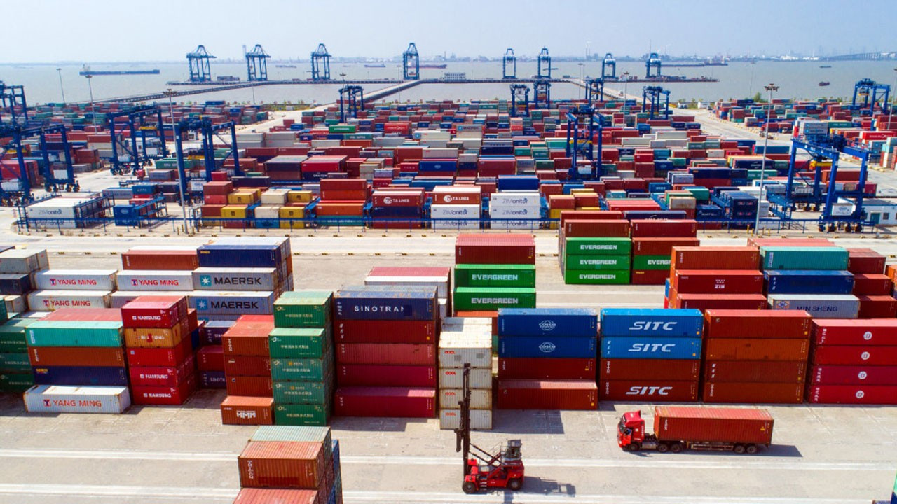 Çin'in konteyner nakliye endeksi 2,5 yılın en düşük seviyesine indi