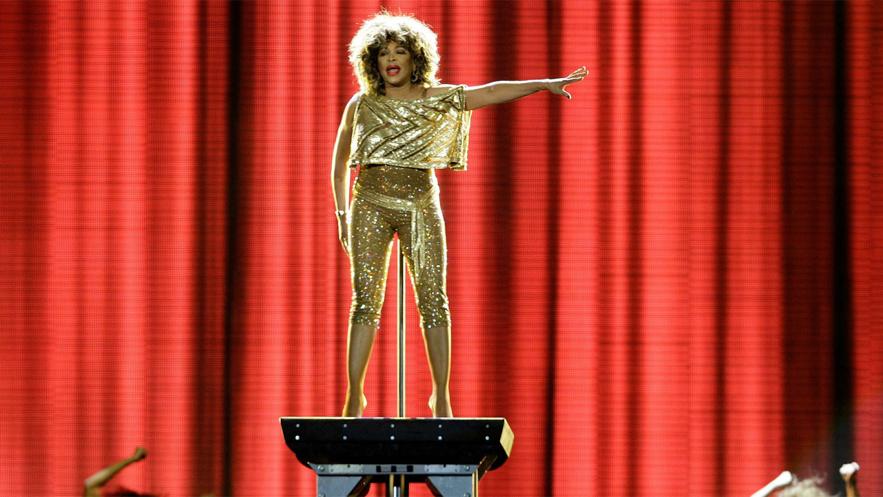 ABD'li ünlü şarkıcı Tina Turner hayatını kaybetti