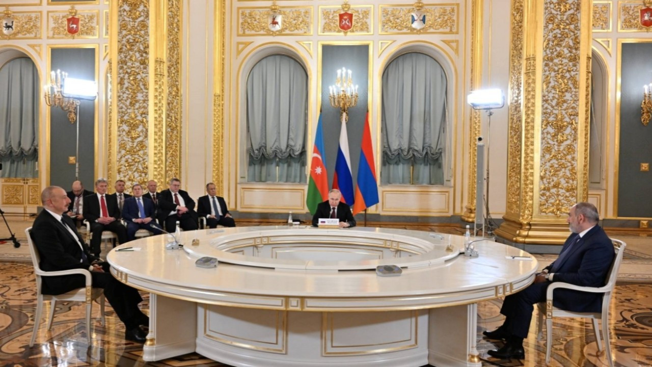Putin, Aliyev ve Paşinyan, Moskova'da bir araya geldi