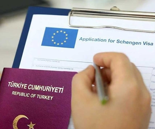 Ret dalgası Schengen sınırını aştı